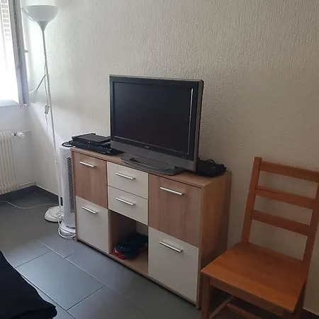 Studio Quartier Jonction Appartement *